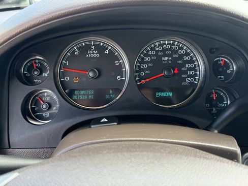 Used 2014 GMC Yukon XL Denali AWD/4WD image 19