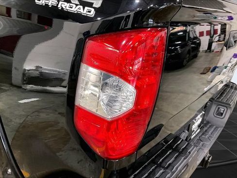Used 2020 Toyota Tundra Limited w/ Limited Premium Package AWD/4WD image 31