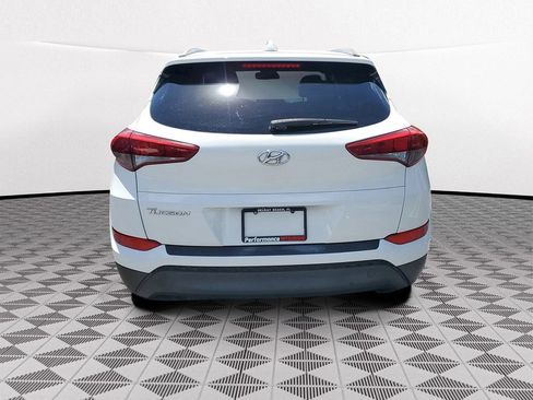 Used 2017 Hyundai Tucson SE Plus w/ Cargo Package FWD image 5