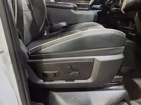 Used 2024 RAM 2500 Laramie image 22