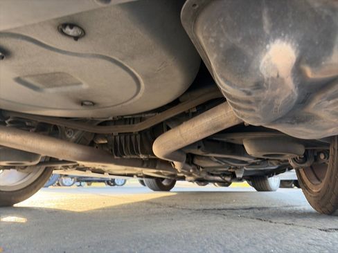 Used 2006 Cadillac STS V image 11