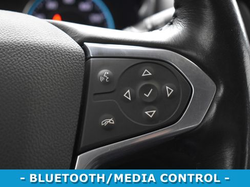 Used 2022 Chevrolet Traverse RS image 14