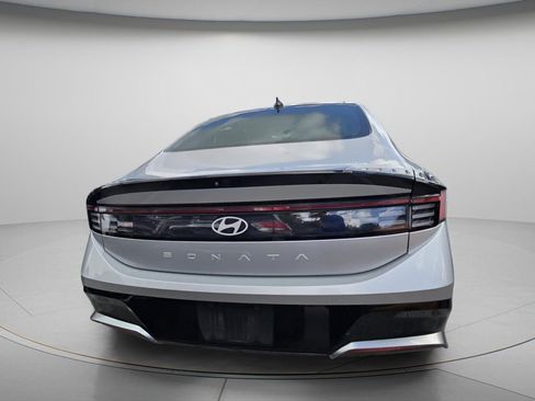 Used 2024 Hyundai Sonata SEL w/ Convenience Package FWD image 5