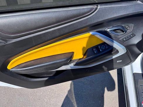 Used 2020 Chevrolet Camaro SS image 8