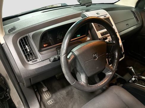 Used 2010 Dodge Journey SXT image 10