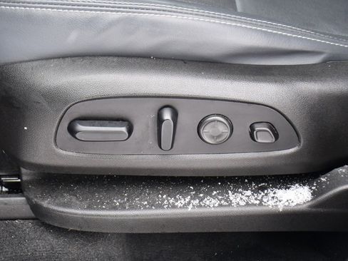 Used 2021 Buick Enclave Premium image 14