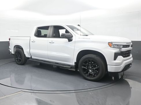 Used 2023 Chevrolet Silverado 1500 RST image 8