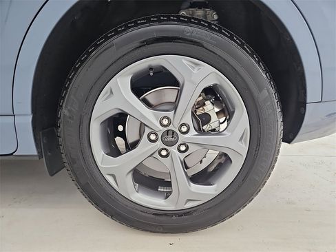 Used 2024 Ford Escape ST-Line w/ Tech Pack #1 image 40