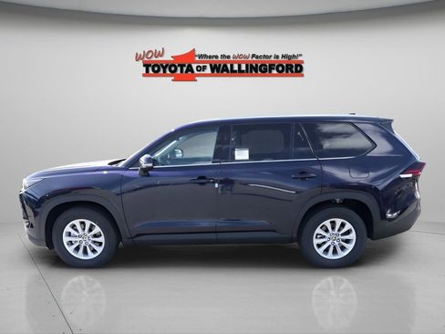 New 2026 Toyota Grand Highlander AWD image 2