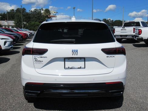 New 2025 Buick Envision Sport Touring image 5