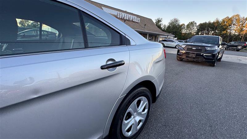 Used 2015 Ford Taurus Police Interceptor AWD image 14
