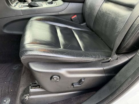 Used 2019 Jeep Grand Cherokee Limited image 12