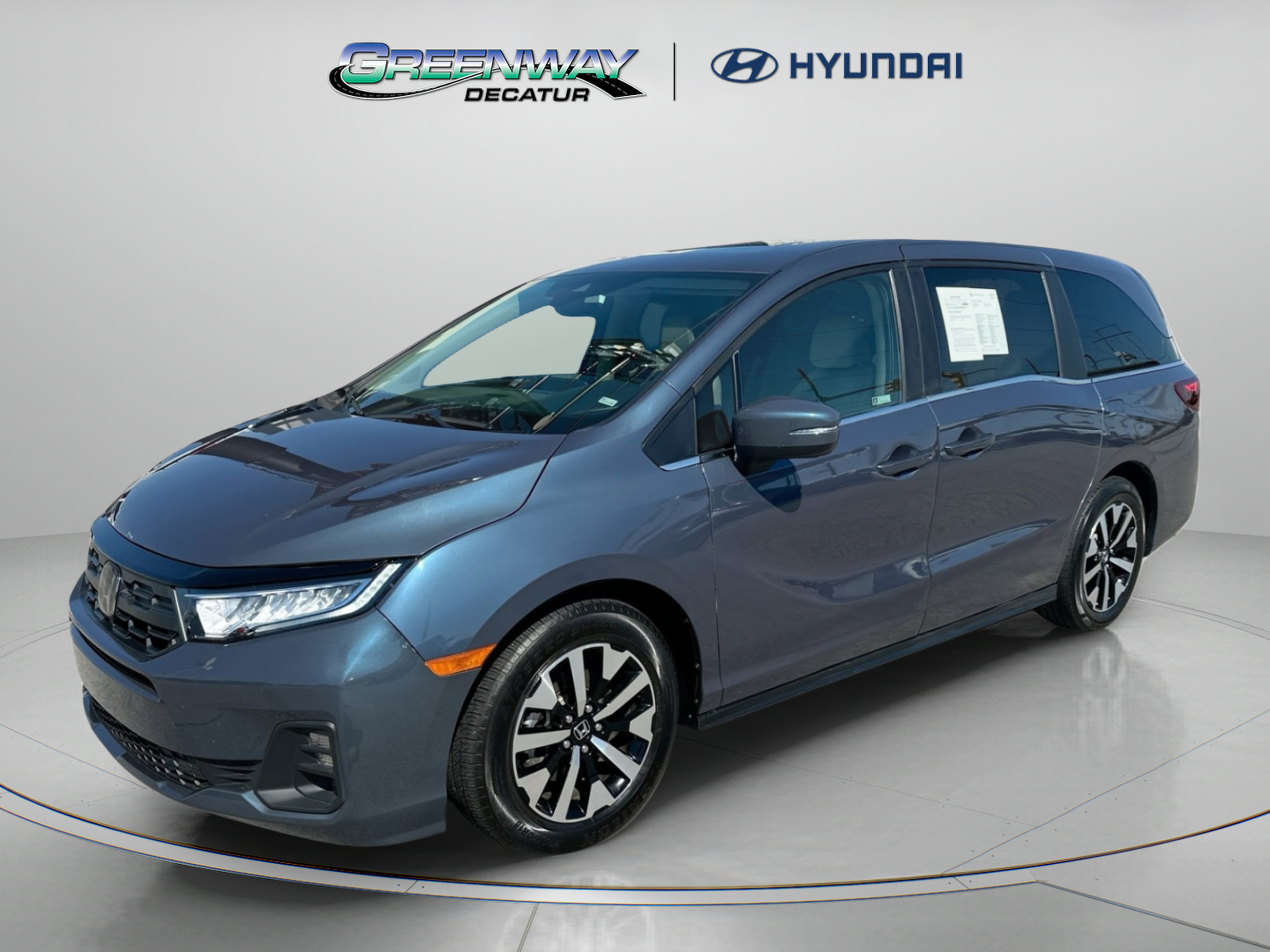 Used 2025 Honda Odyssey EX-L image 4