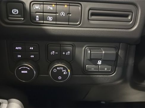 Used 2023 Chevrolet Tahoe RST w/ Luxury Package image 22