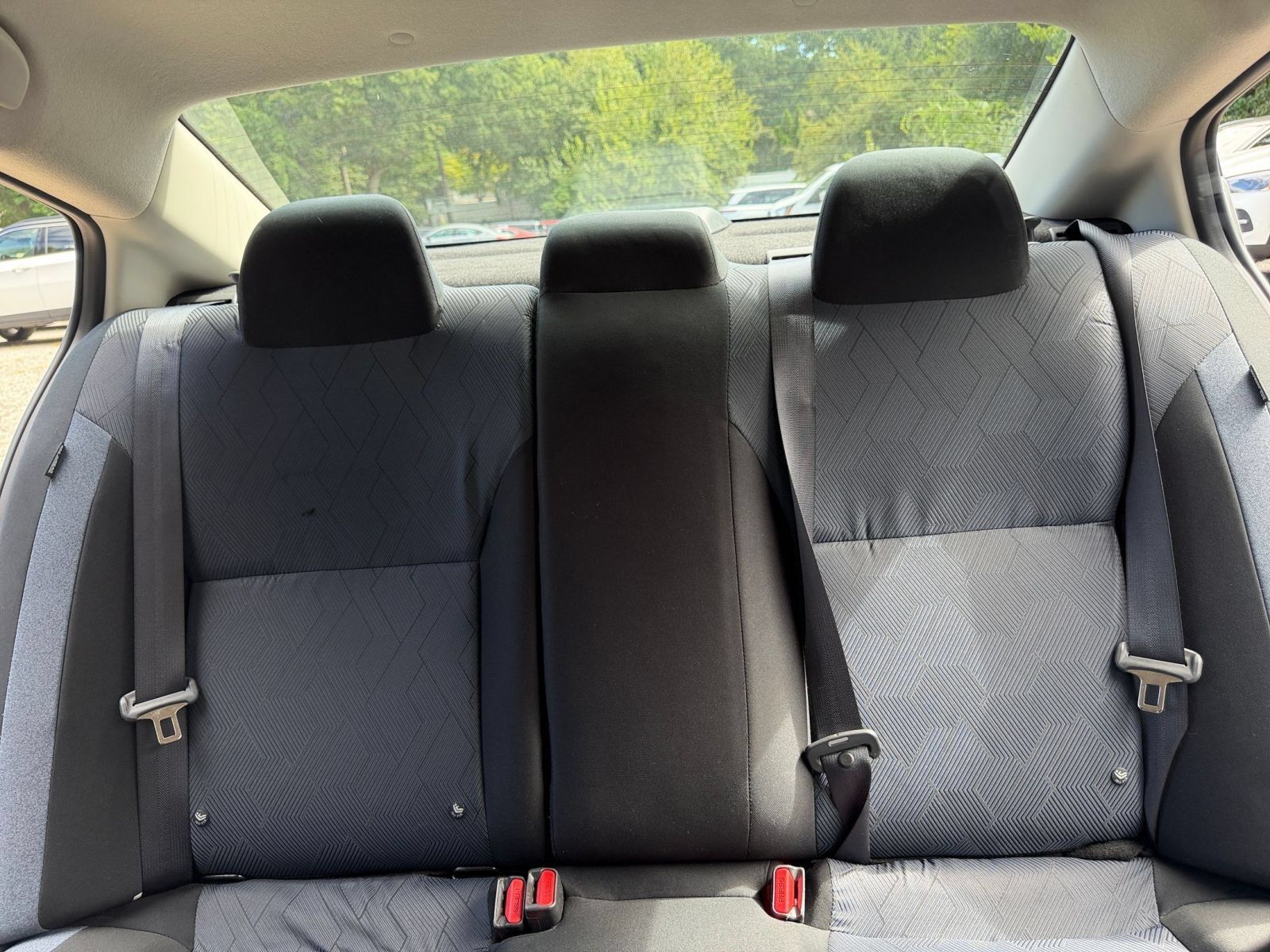 Used 2025 Nissan Versa SV FWD image 36