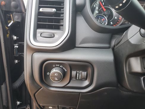 Used 2019 RAM 2500 Laramie image 45