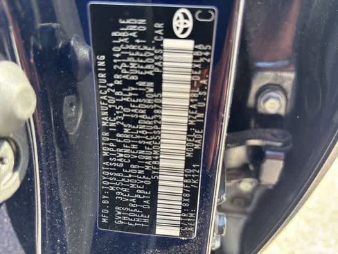 Used 2025 Toyota Corolla LE FWD image 24