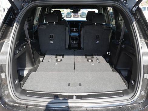 New 2025 Jeep Grand Cherokee L Laredo w/ Luxury Tech Group I image 9