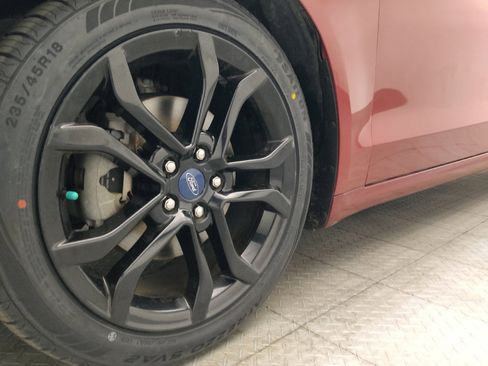 Used 2019 Ford Fusion SE w/ Equipment Group 151A FWD image 31