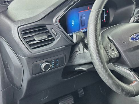 Used 2025 Ford Escape ST-Line FWD image 17