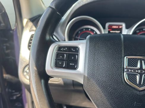 Used 2020 Dodge Journey SE w/ SE Popular Equipment Group FWD image 25
