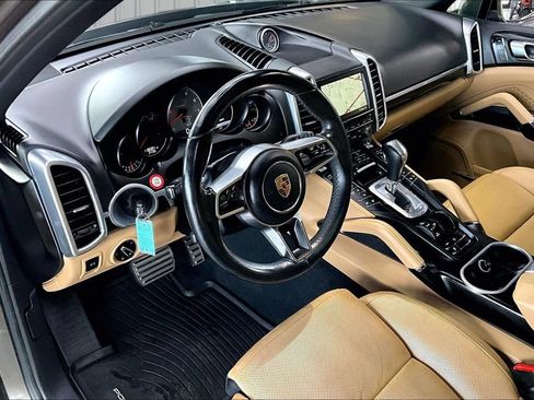 Used 2016 Porsche Cayenne S AWD/4WD image 17