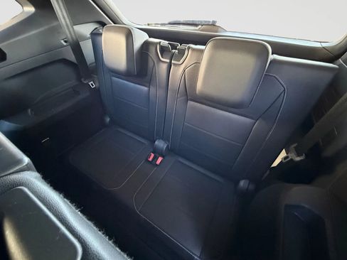 Used 2021 Volkswagen Tiguan SE R-Line w/ 3rd Row Seat Package image 12