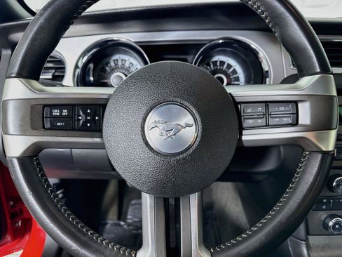 Used 2013 Ford Mustang Premium RWD image 14