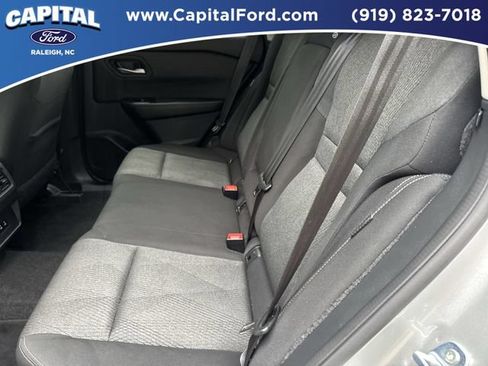 Used 2025 Nissan Rogue SV FWD image 18