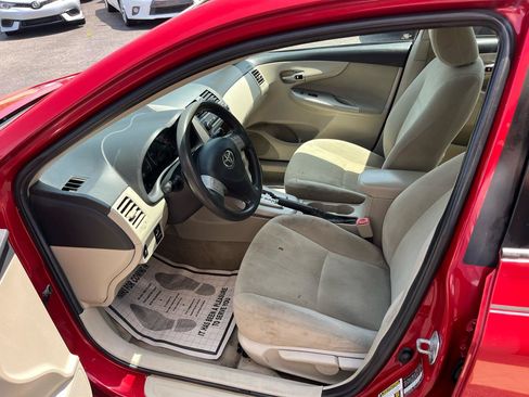 Used 2011 Toyota Corolla LE FWD image 20