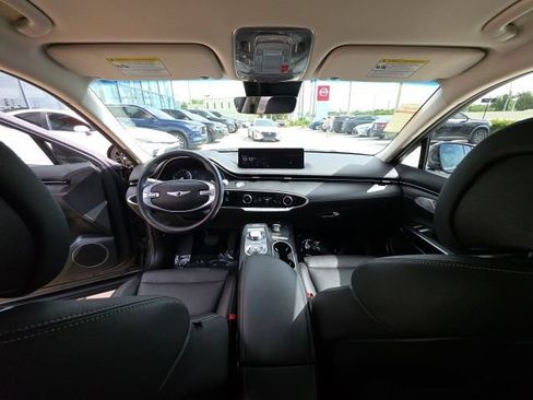 Used 2025 Genesis GV70 2.5T AWD/4WD image 23