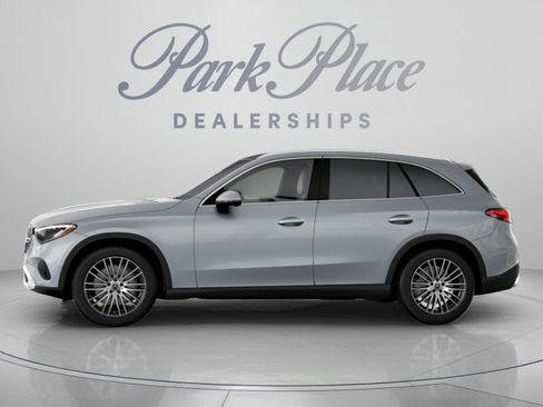 Used 2026 Mercedes-Benz GLC 300 image 6