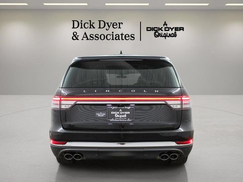 Used 2020 Lincoln Aviator Reserve w/ Equipment Group 202A AWD/4WD image 10