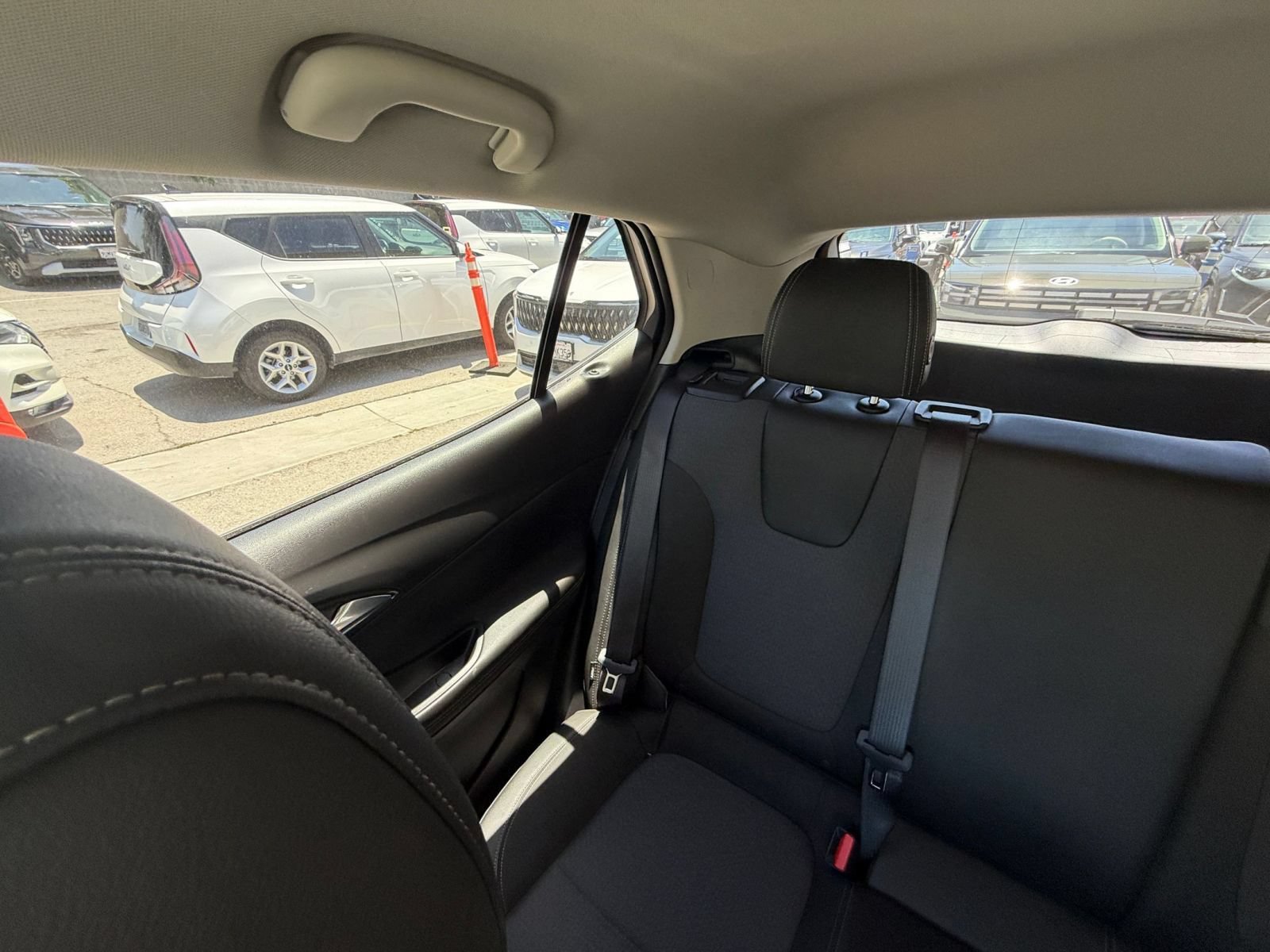 Used 2025 Buick Encore GX Preferred FWD image 33