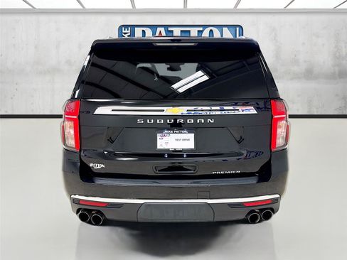 Used 2024 Chevrolet Suburban Premier AWD/4WD image 6