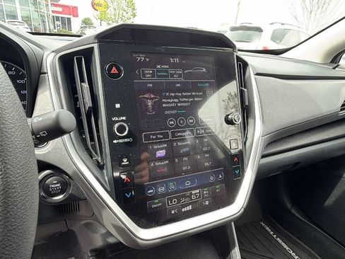 Used 2025 Subaru Crosstrek 2.0i Premium image 25