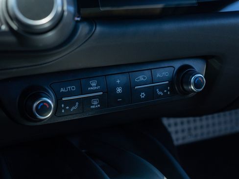 Used 2022 Ferrari 812 GTS RWD image 45