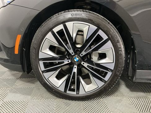 Certified 2024 BMW 530i w/ Premium Package image 8