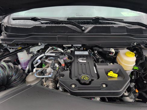 New 2026 RAM 2500 Big Horn AWD/4WD image 13