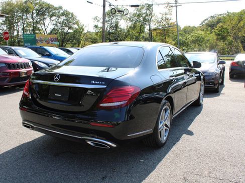 Used 2017 Mercedes-Benz E 300 4MATIC image 7