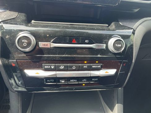 Used 2023 Ford Explorer ST-Line RWD image 18