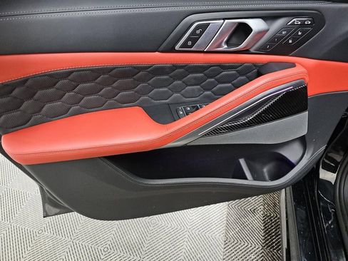 Used 2025 BMW X6 M Competition w/ Executive Package image 8