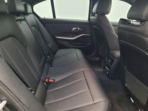 Used 2020 BMW 330i Sedan w/ Convenience Package image 19