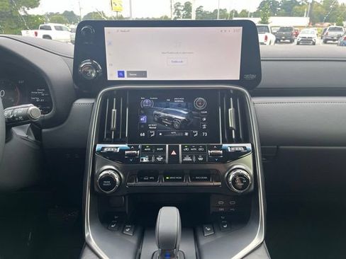 Used 2026 Lexus LX 700h Overtrail AWD/4WD image 13
