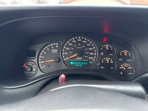 Used 2002 Chevrolet Silverado 2500 LS w/ Snow Plow Prep Pkg image 17