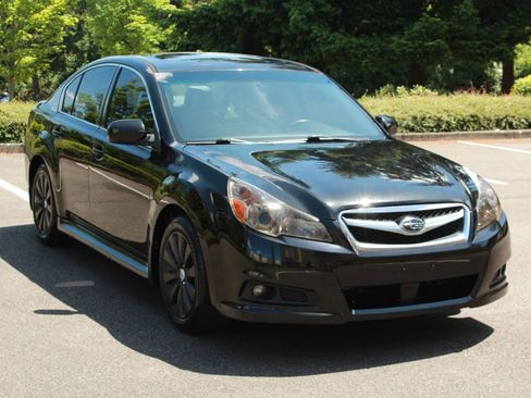 Used 2012 Subaru Legacy 2.5i Limited AWD/4WD image 8