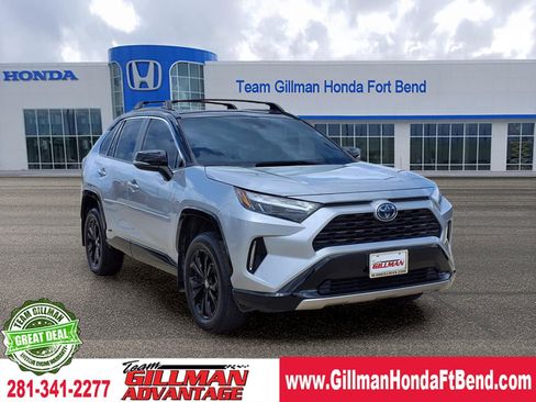 Used 2024 Toyota RAV4 XSE AWD/4WD image 1