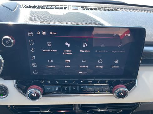 Used 2024 GMC Canyon AT4X AWD/4WD image 15