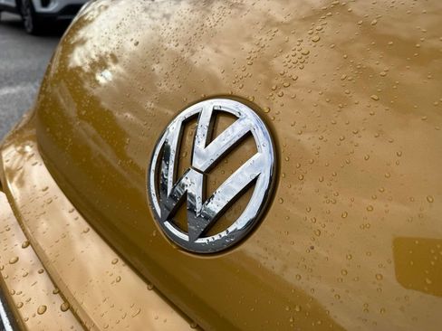 Used 2017 Volkswagen Beetle 1.8T Dune image 6