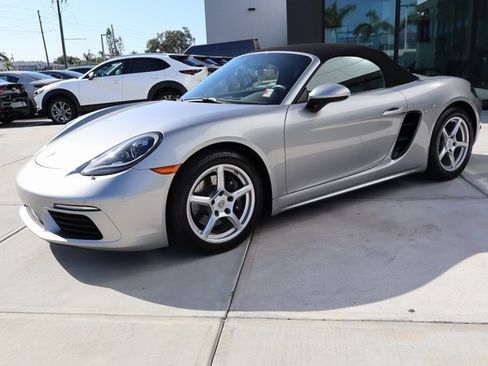 Used 2023 Porsche 718 Boxster image 15